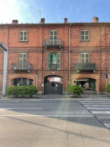Bon Bon Del Corso Con Terrazzo E Aria Condizionata Apartment Asti Exterior photo