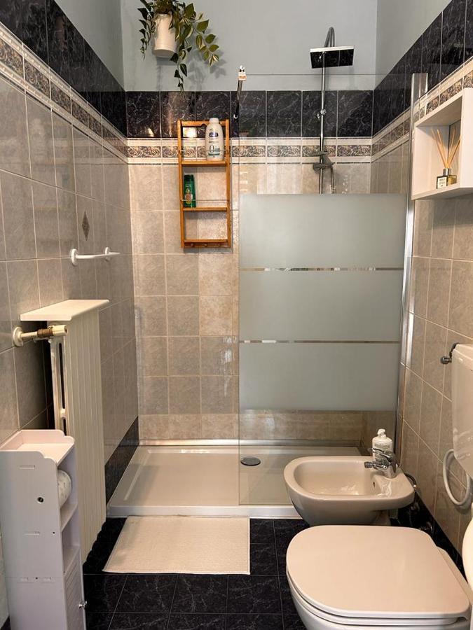 Bon Bon Del Corso Con Terrazzo E Aria Condizionata Apartment Asti Exterior photo