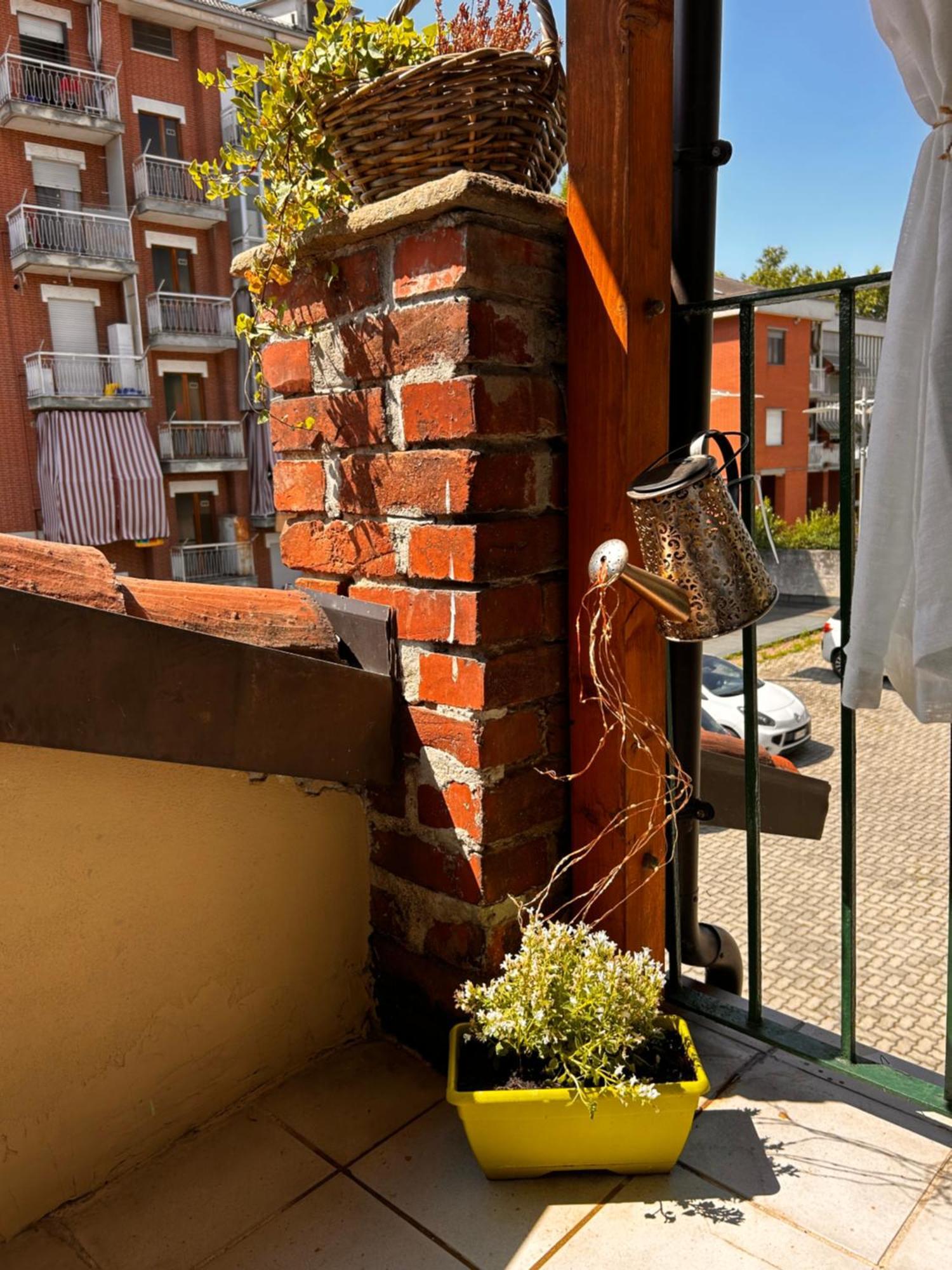 Bon Bon Del Corso Con Terrazzo E Aria Condizionata Apartment Asti Exterior photo